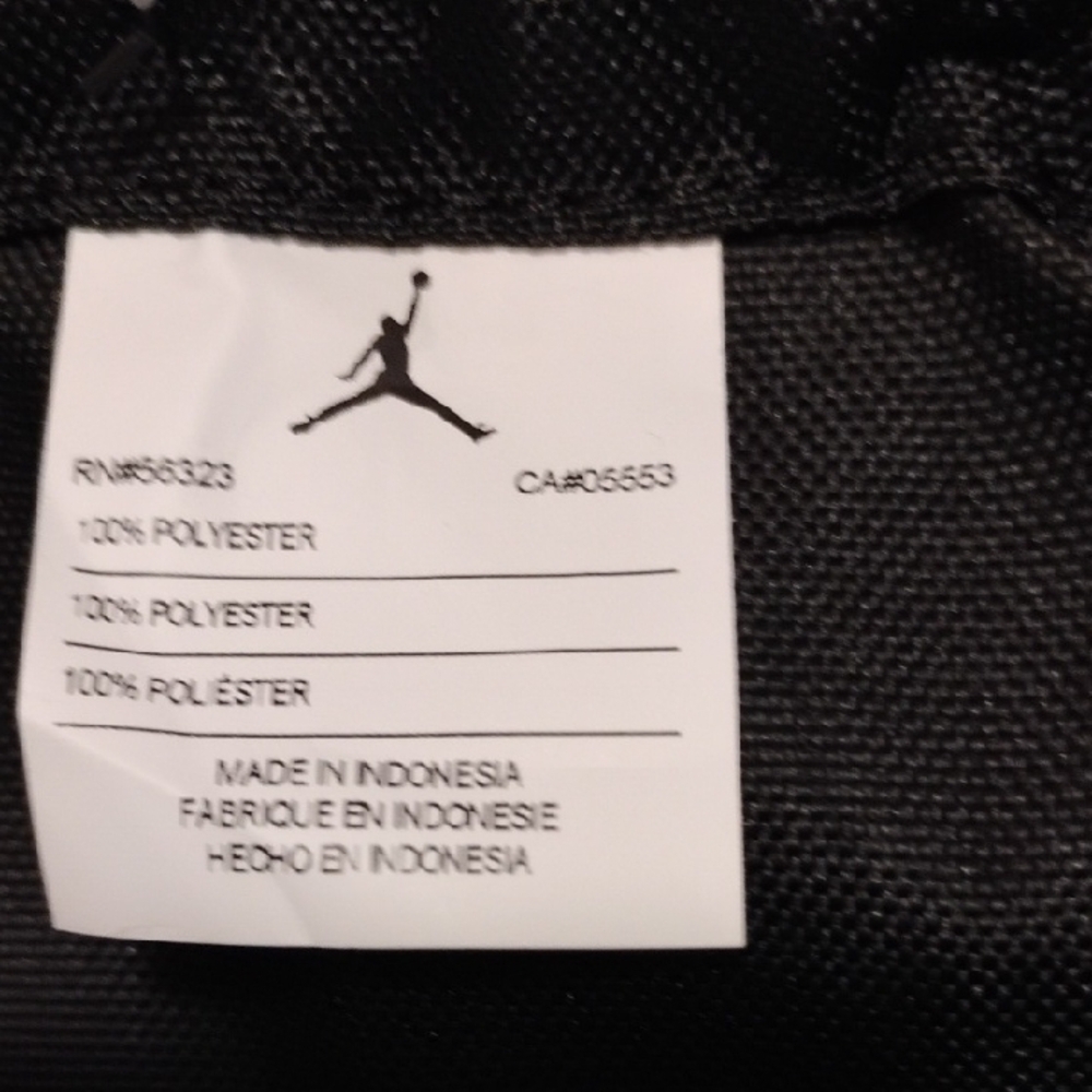 Nike Black Drawstring Backpack With White Logo - image 2